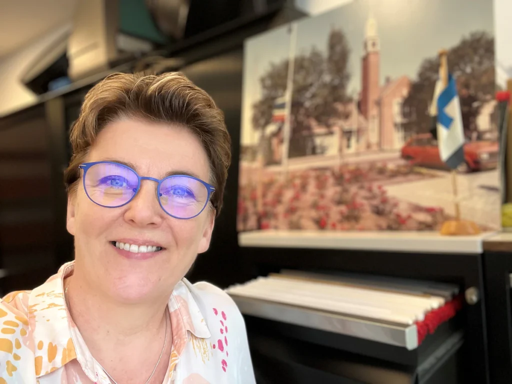 Linda van Duiven is adviseur Historisch Archief bij de gemeente Noord-Beveland en is in opleiding tot gemeente-archivaris. gemeente Noord-Beveland